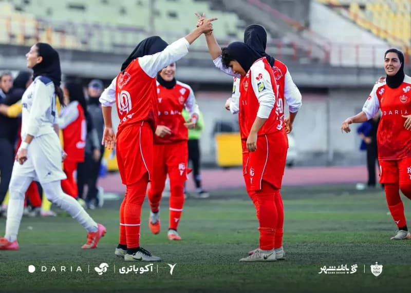 آتش بازی و انتقام زنان پرسپولیس در رشت 