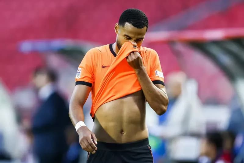 بهترین بازیکن هلند مصدوم شد! (عکس)