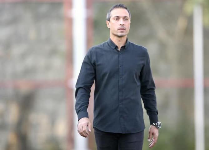 پیشنهاد مهندس سابق پرسپولیس: یک مهاجم!