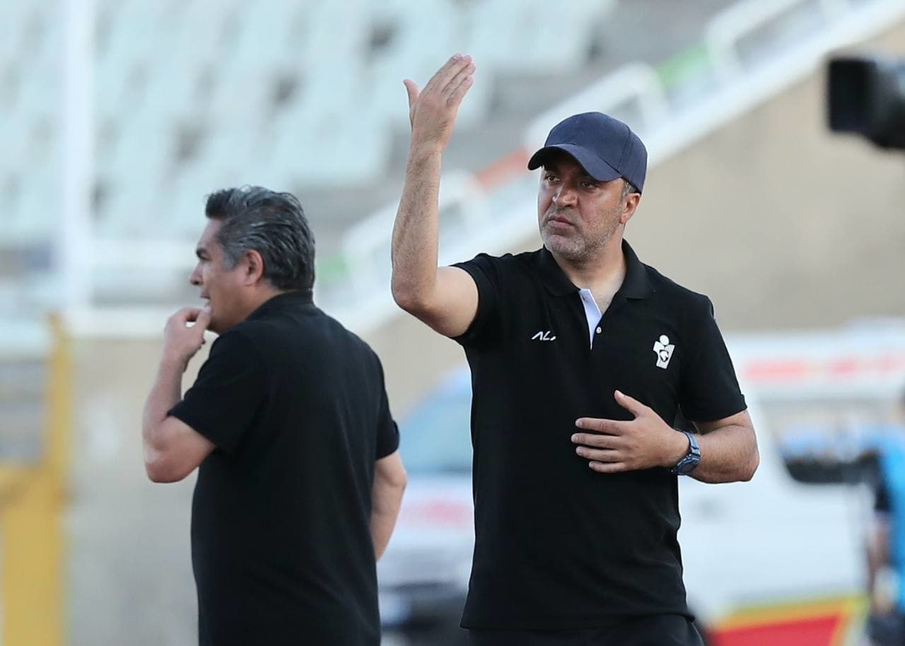 سرمربی سایپا: اتهام نزدم، فقط گفتم آنها دوستند