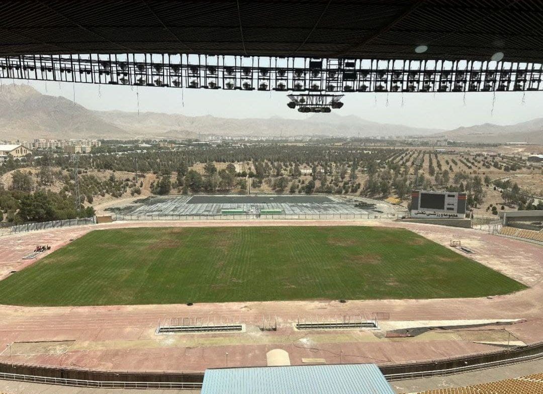 چمن یک ورزشگاه دیگر تهران زیر کشت می‌رود!