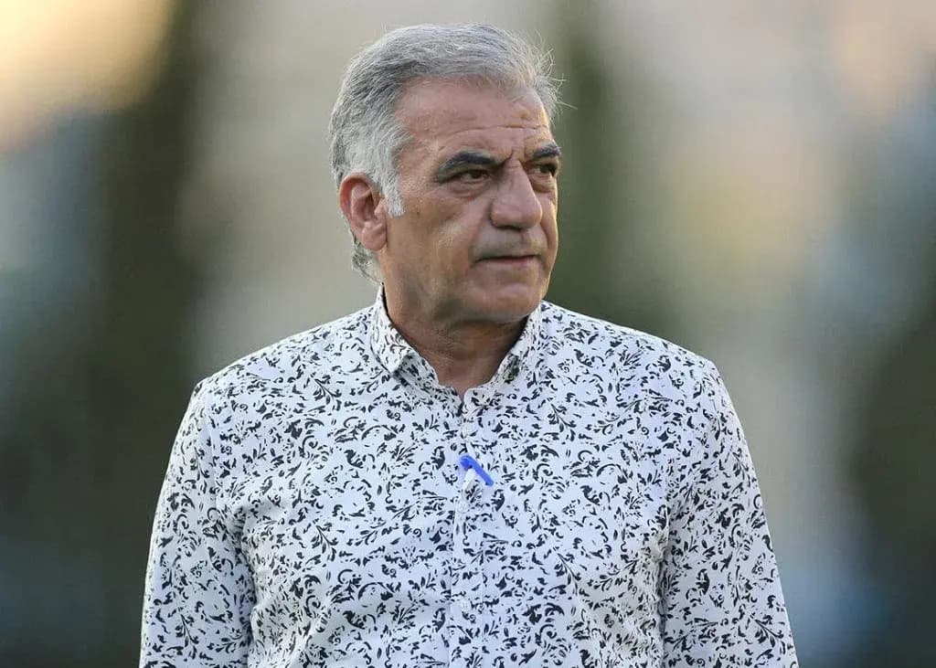 طاهری: جام قهرمانی استقلال را بدهید!