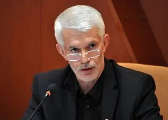 ورزشگاهها را مدرن تر‌ از قبل بازسازی می کنیم