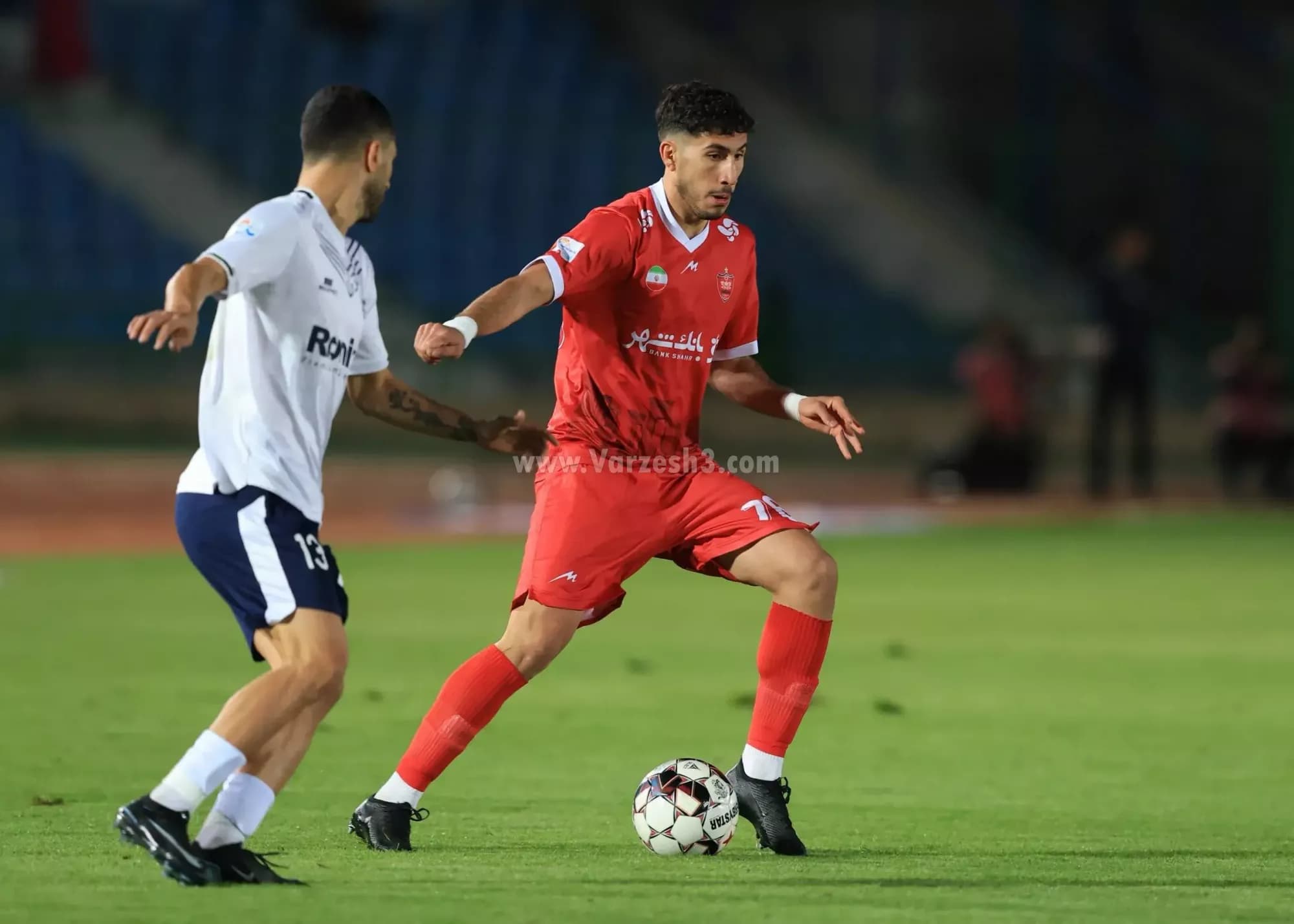 خداحافظی مدافع پرسپولیس به مقصد گل‌گهر