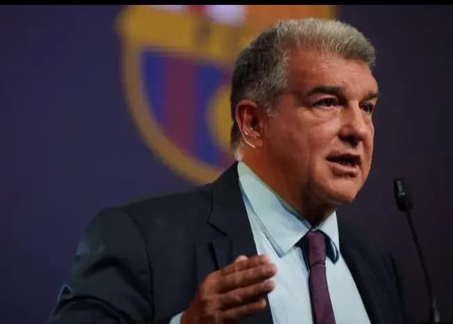 لاپورتا از ریاست بارسلونا استعفا داد