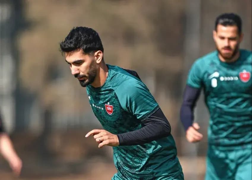 جلسه مدیرعامل پرسپولیس با شکاری و بیفوما