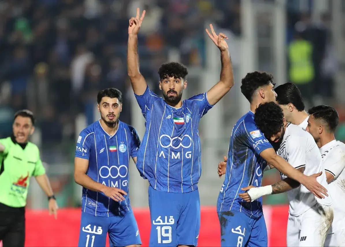فلاح باز هم ستاره استقلال شد