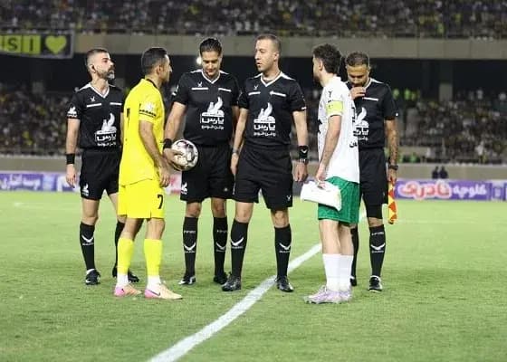 زنده: ذوب آهن 0 - فجر 0