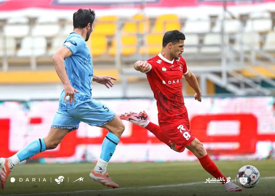 چپ قرمزها رسید، علیپور صدرنشین شد! (عکس)