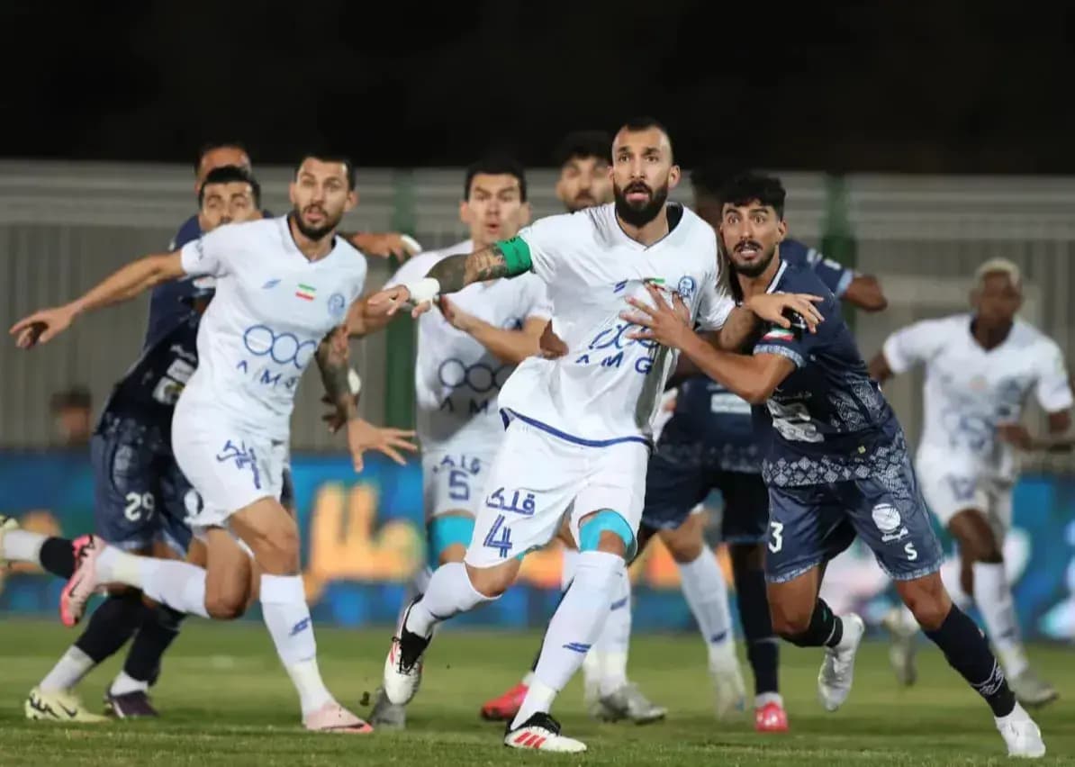 احتمال لغو دیدار استقلال و چادرملو افزایش یافت