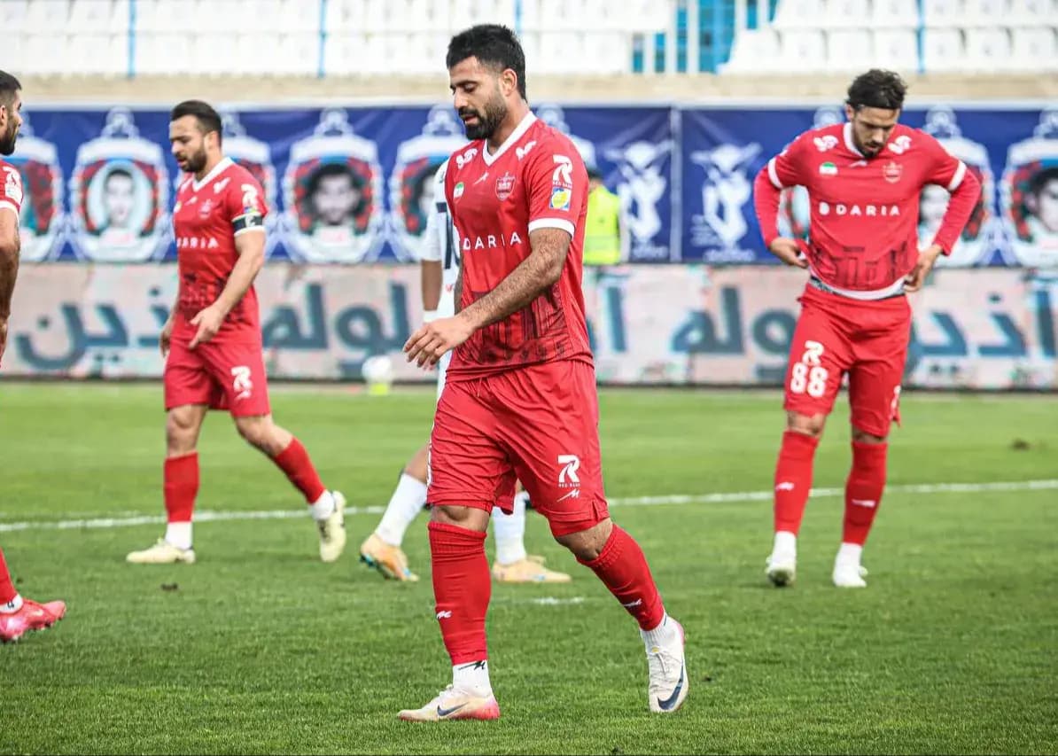 اوسمار و قرمزها قهرمانی را پس می‌زنند!