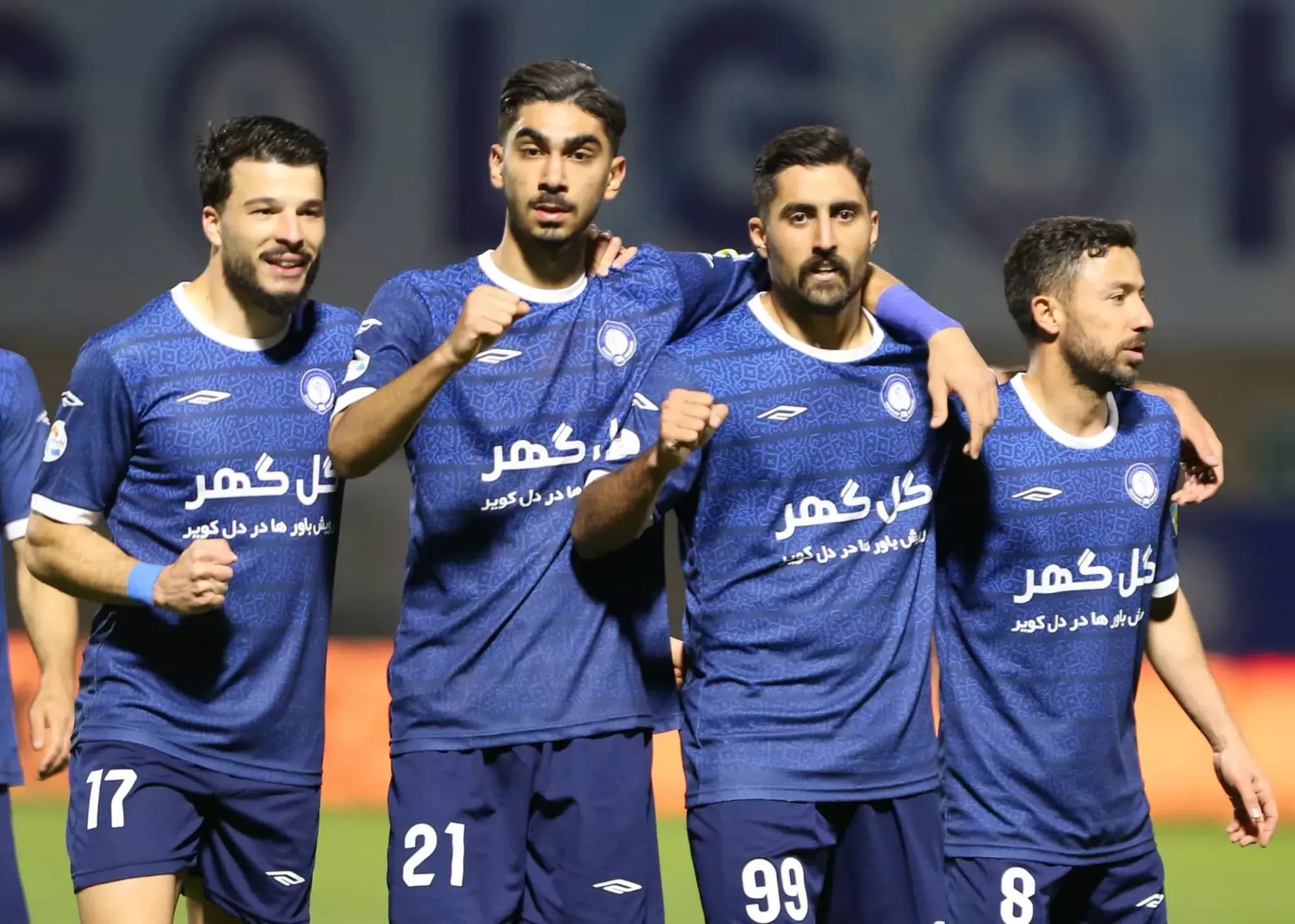 عاقل و باهوش و موفق مثل گل‌گهر