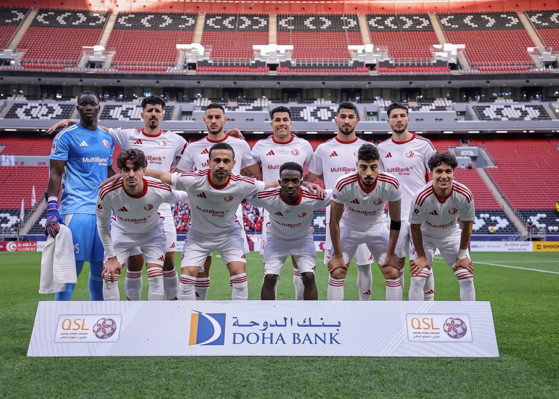 امید ابراهیمی و رفقا جام را تقدیم کردند!