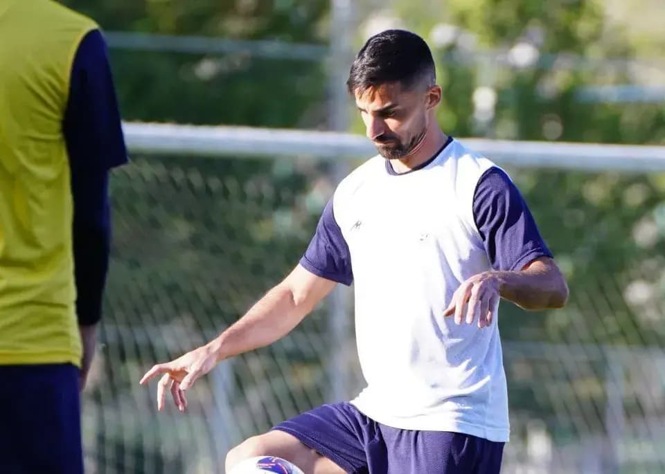 یک پرسپولیسی به لیگ کنفرانس نزدیک شد