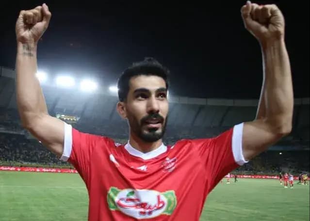 در رویای تکرار آن لحظه شیرین با لباس پرسپولیس!