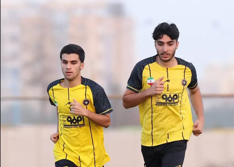 هجوم بازیکنان جوان و پرانگیزه به تمرینات سپاهان