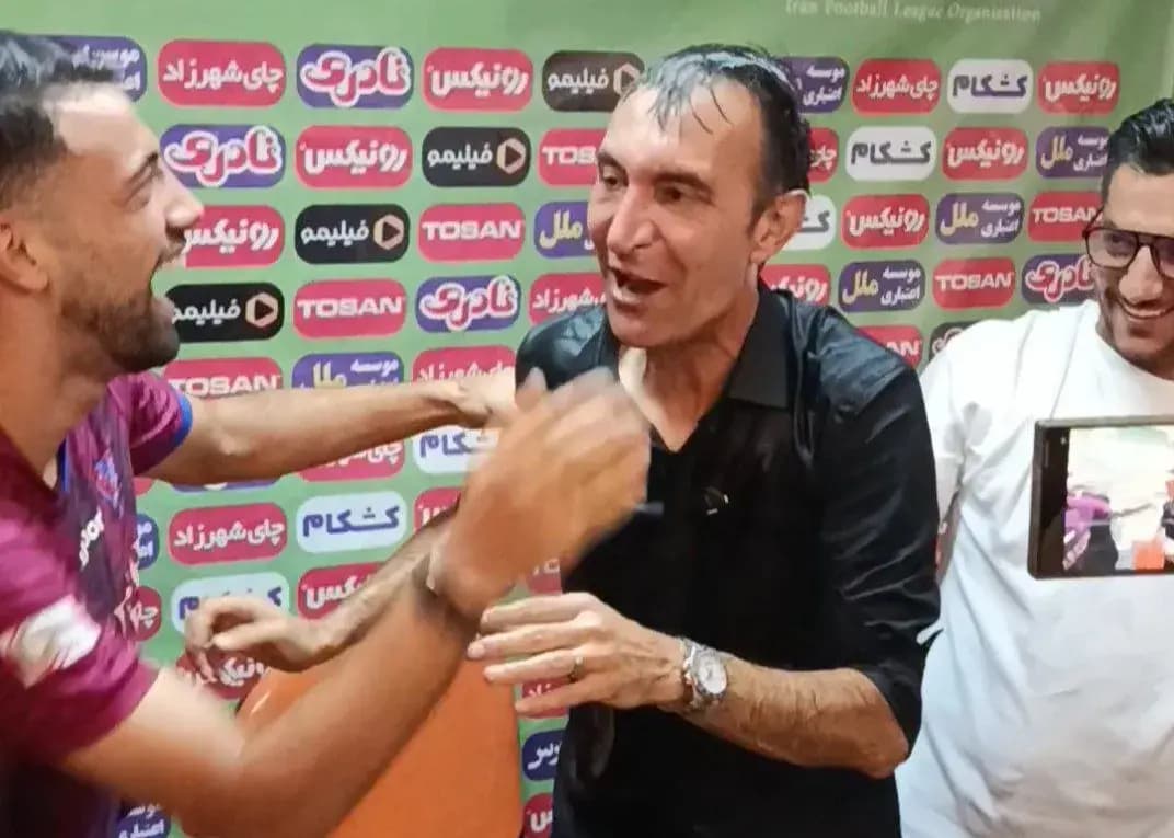 جشن آبی نساجی در نشست خبری عنایتی!