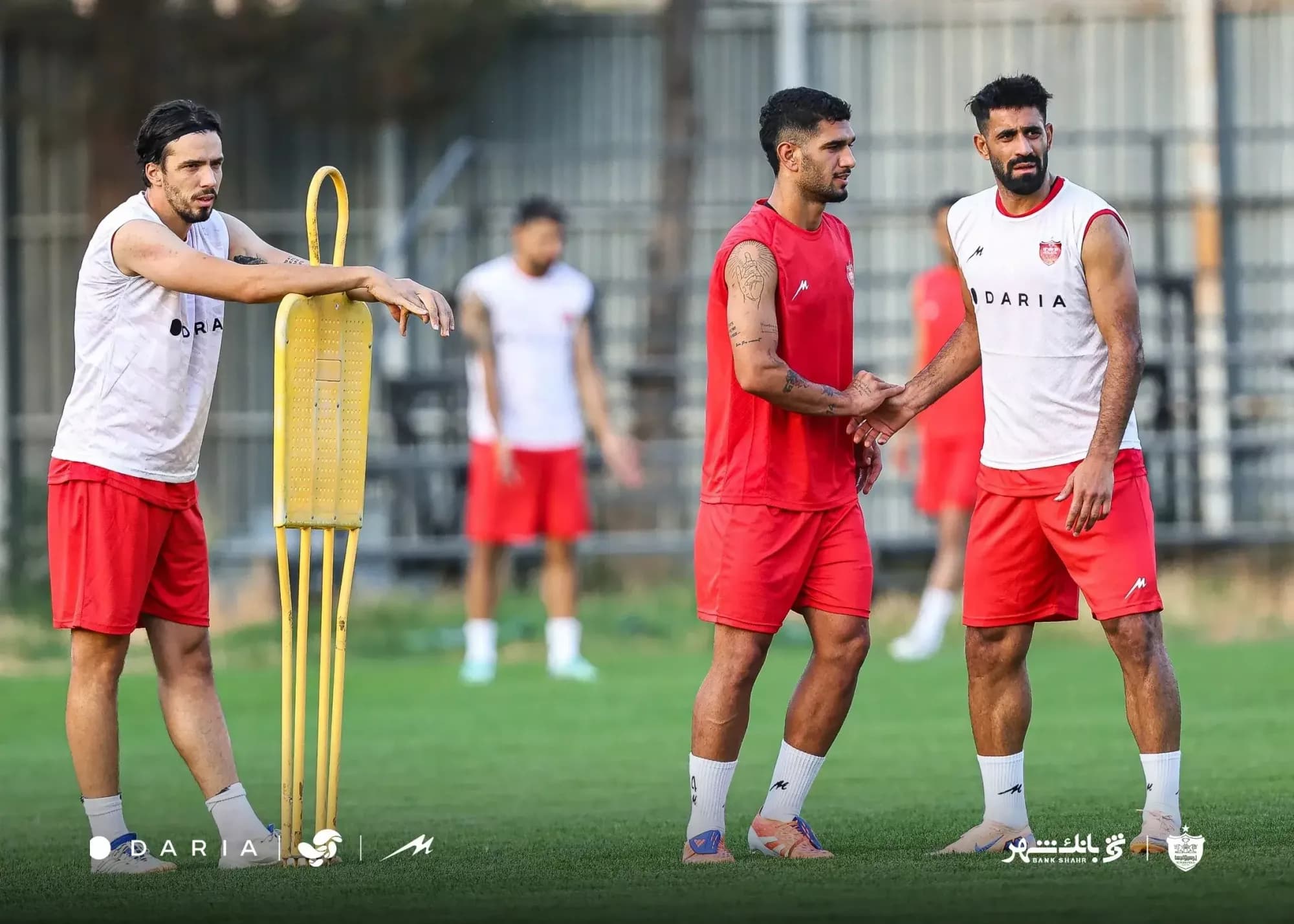 کاپیتان جدید پرسپولیس در انتظار خرید جدید (عکس)