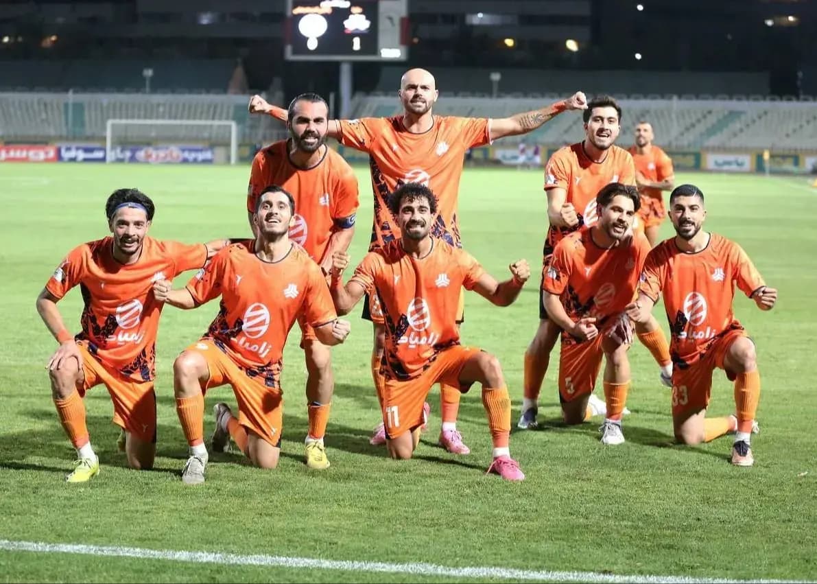 لیگ یک: نارنجی‌ها ابی صادقی را تلخ بردند