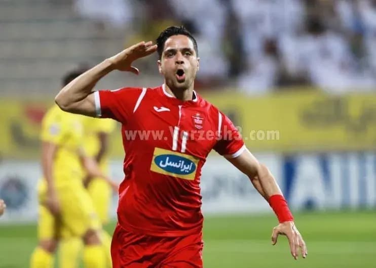 هافبک پرافتخار پرسپولیس خداحافظی کرد! (عکس) 