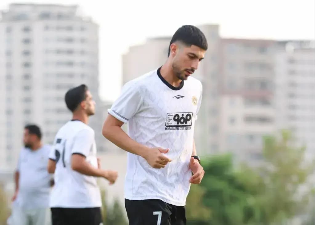 پنج وینگر آماده در اختیار محرم و سپاهان
