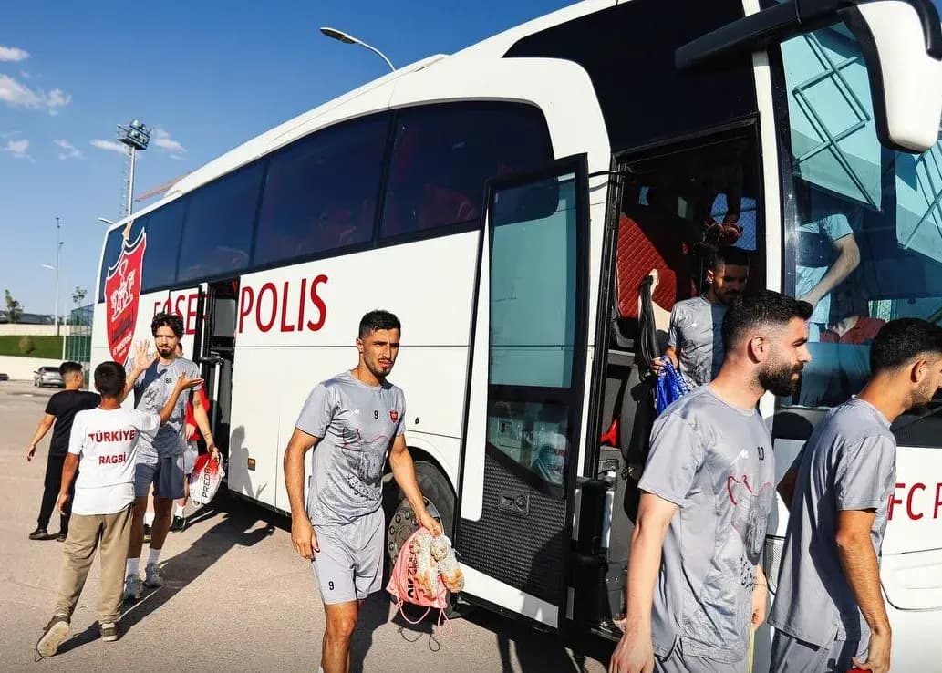 پرسپولیس با پنج امضاء رویایی می‌شود!