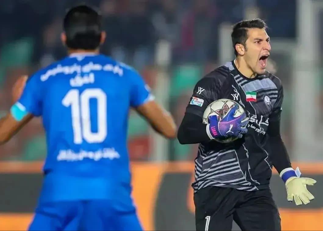 خرید مشهور پرسپولیس دم در ورودی، منصرف شد!