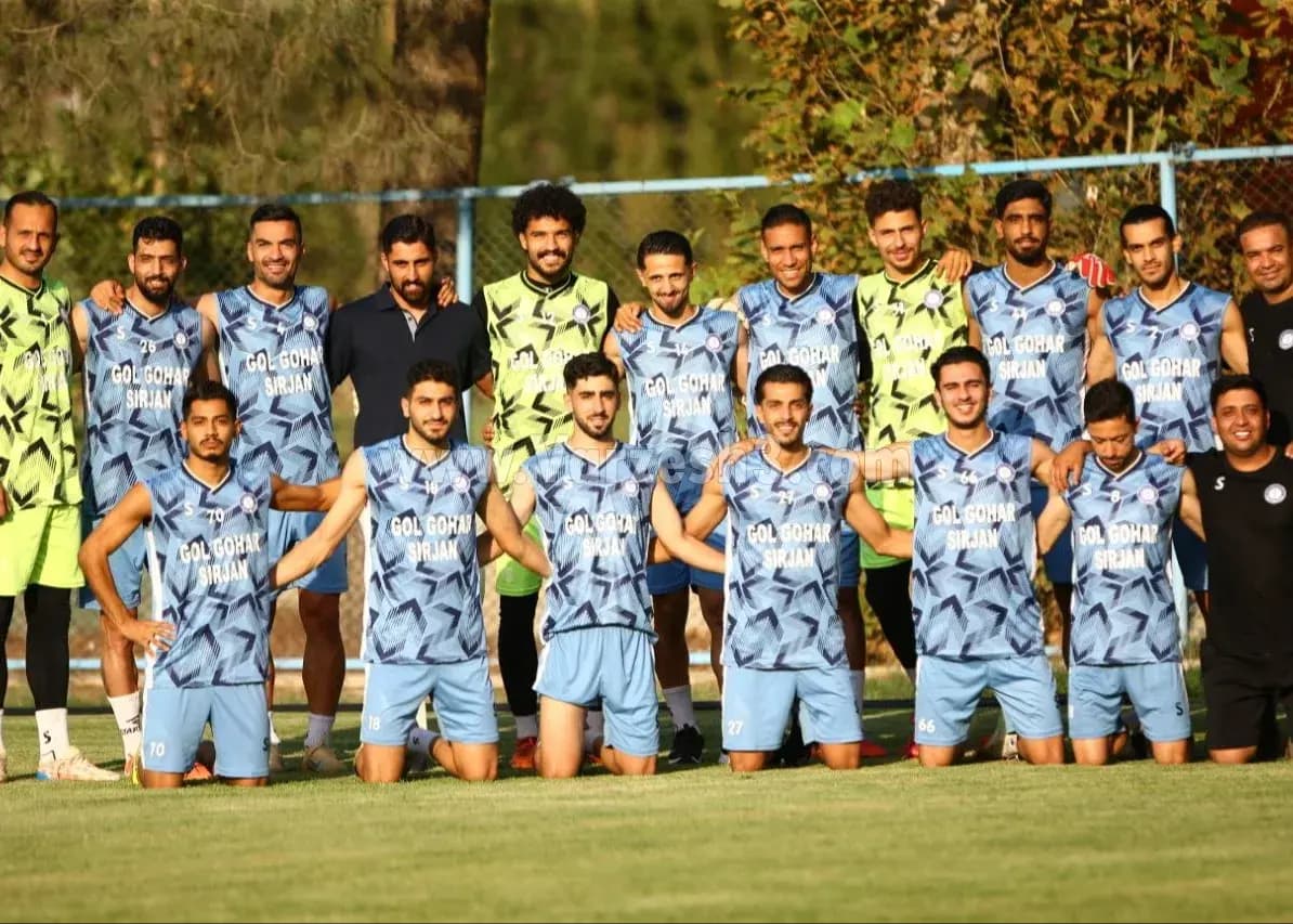 ستارههای پرسپولیس با دسته گل به گلگهر رفتند!