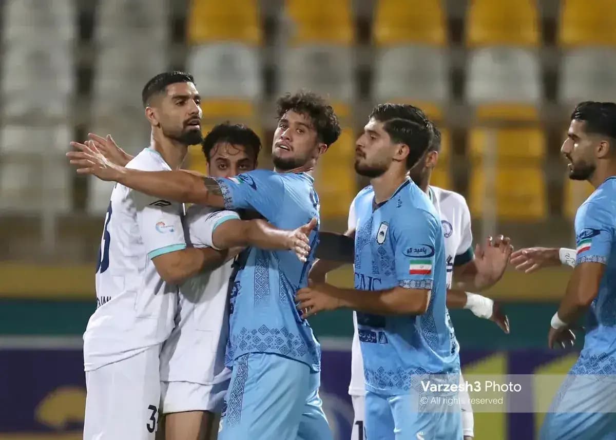 پیام کنایه‌آمیز چادرملو به گل‌گهر: ما شریف می‌جنگیم