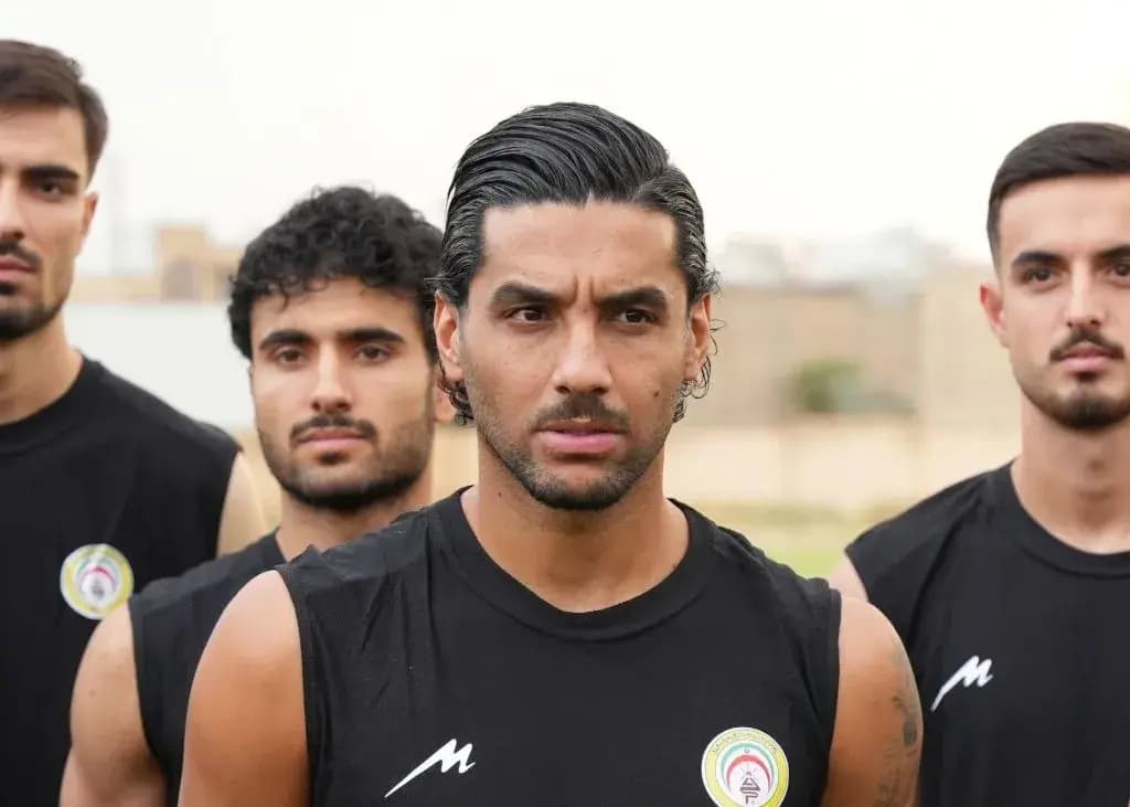 فجر مدعی آقای گلی هم دارد!