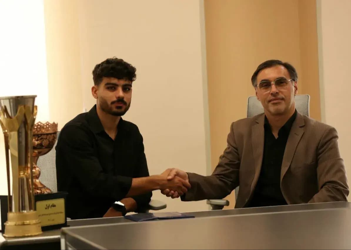 مدافع سابق پرسپولیس، خرید جدید شمس‌آذر