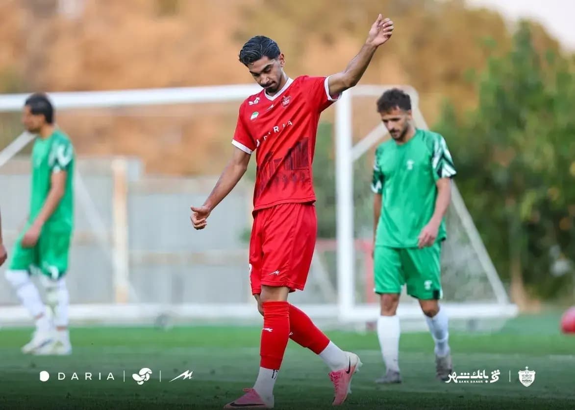 مهاجم پرسپولیس در یک نیمه شش گل زد!
