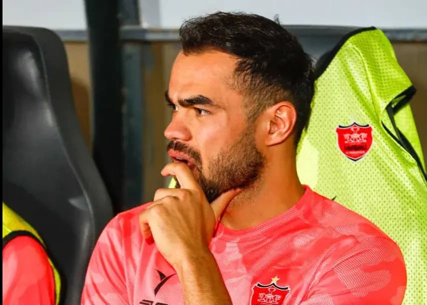 بحران اوستون اورونوف در پرسپولیس!