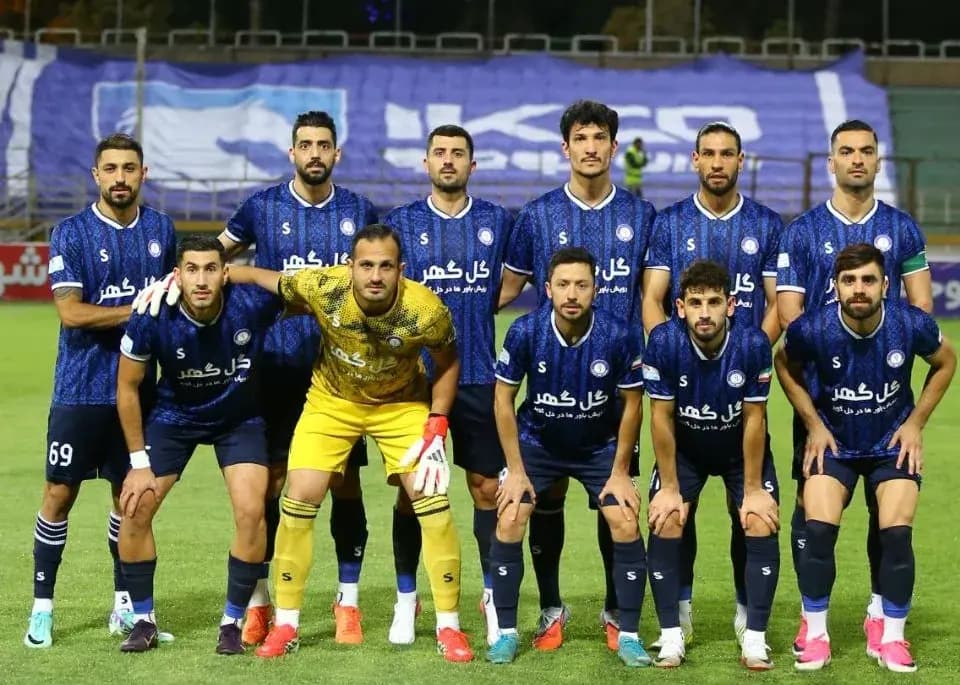 کنایه جالب گل‌گهر به چادرملو با پرچم آسیایی! (عکس)