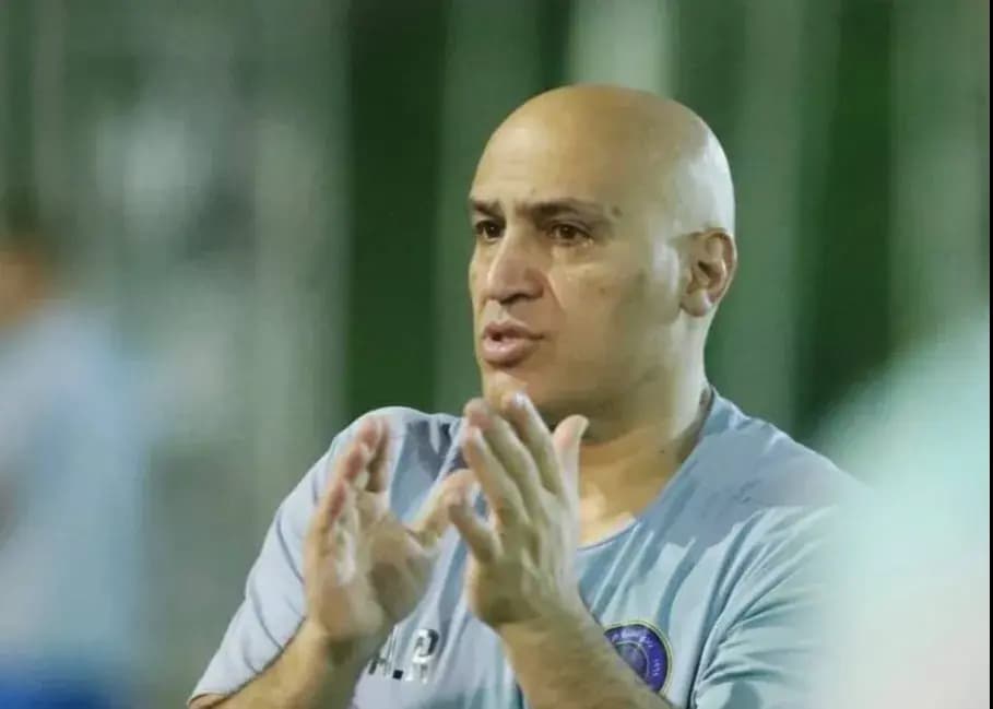الطلبه: فورا از منصوریان عذرخواهی کنید!