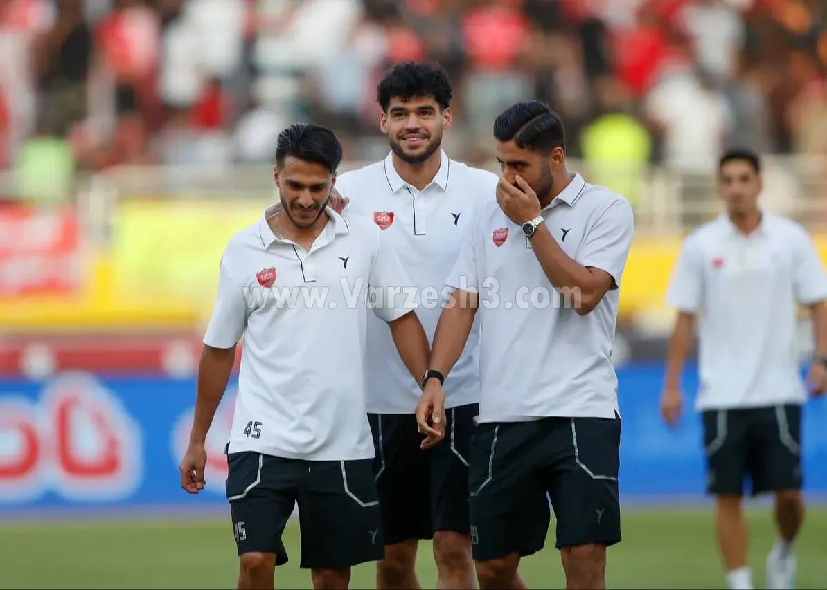 نیمکت پرستاره پرسپولیس با 11 بازیکن