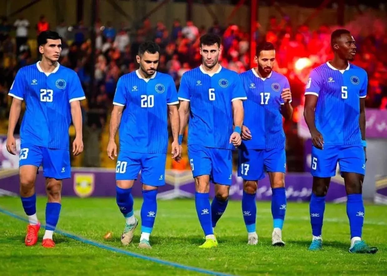 منصوریان و الطلبه: فرار از بحران بدون یک ثانیه تمرین 