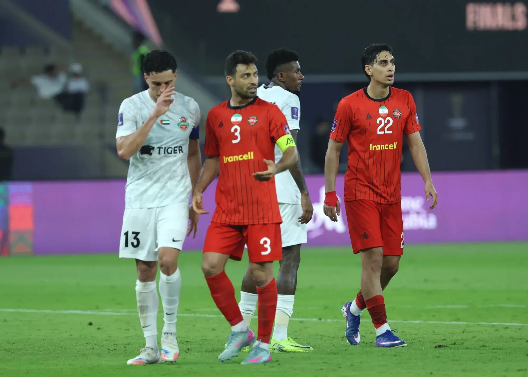 گزارش زنده: تراکتور صفر - شباب الاهلی صفر