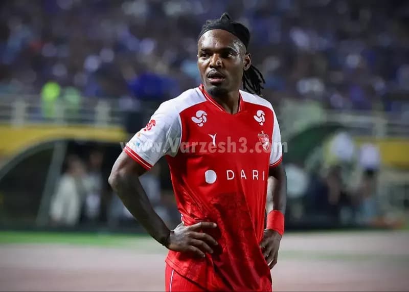 دو خارجی پرسپولیس به ایران برگشتند