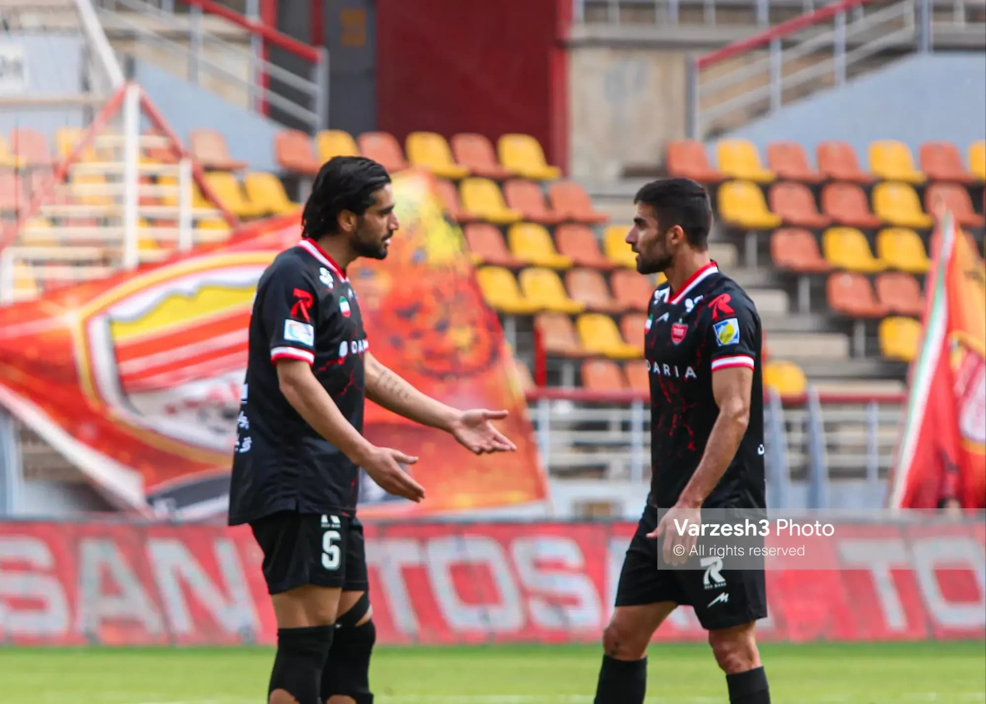 بازی با سه دفاع به پرسپولیس نمیآید!
